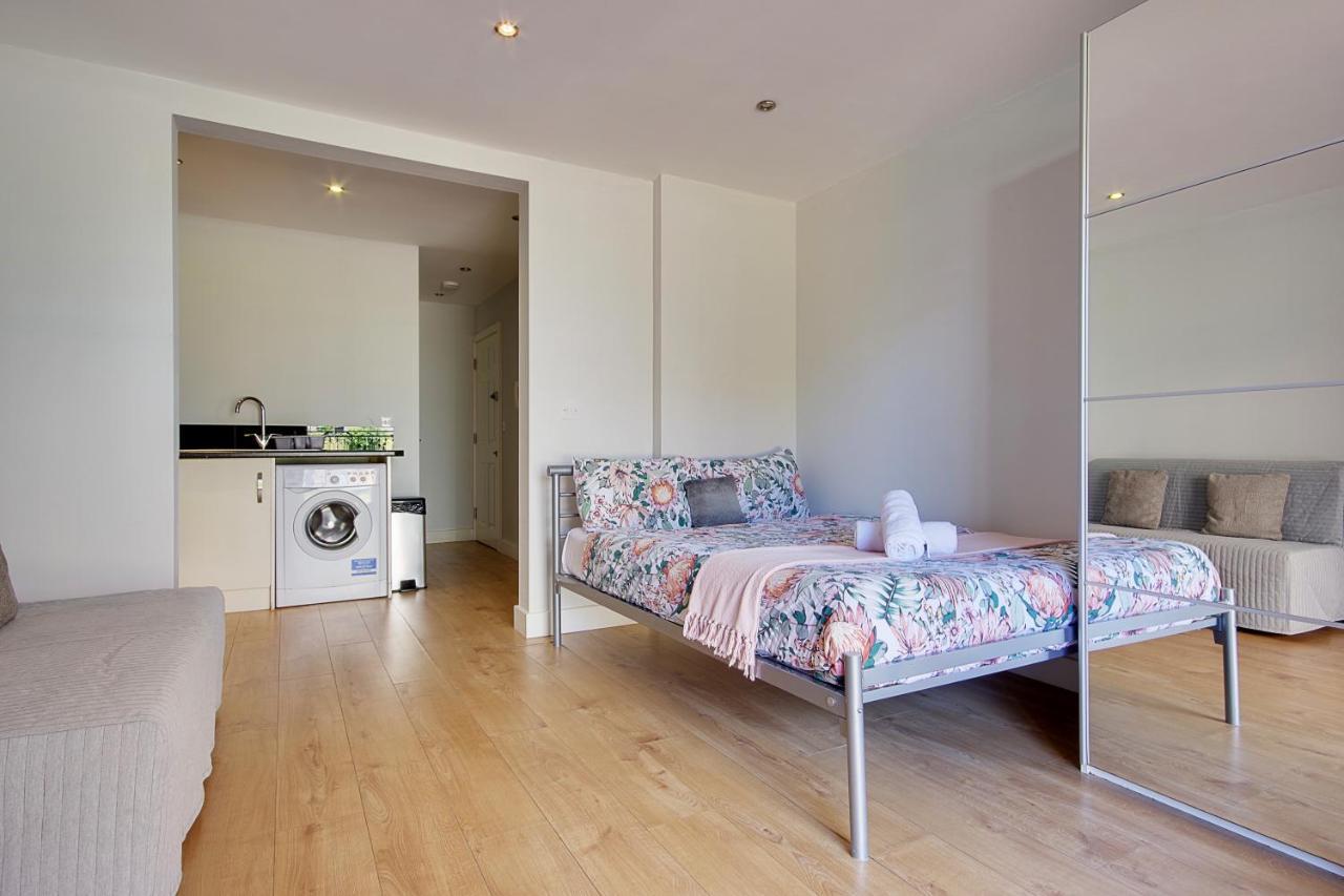 Turay Court Holiday Apartments Bournemouth Eksteriør bilde