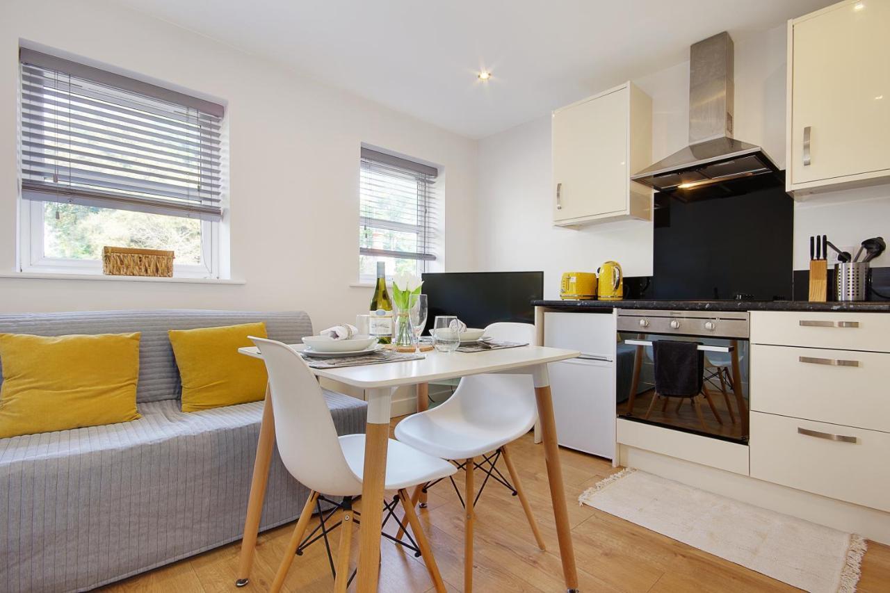 Turay Court Holiday Apartments Bournemouth Eksteriør bilde