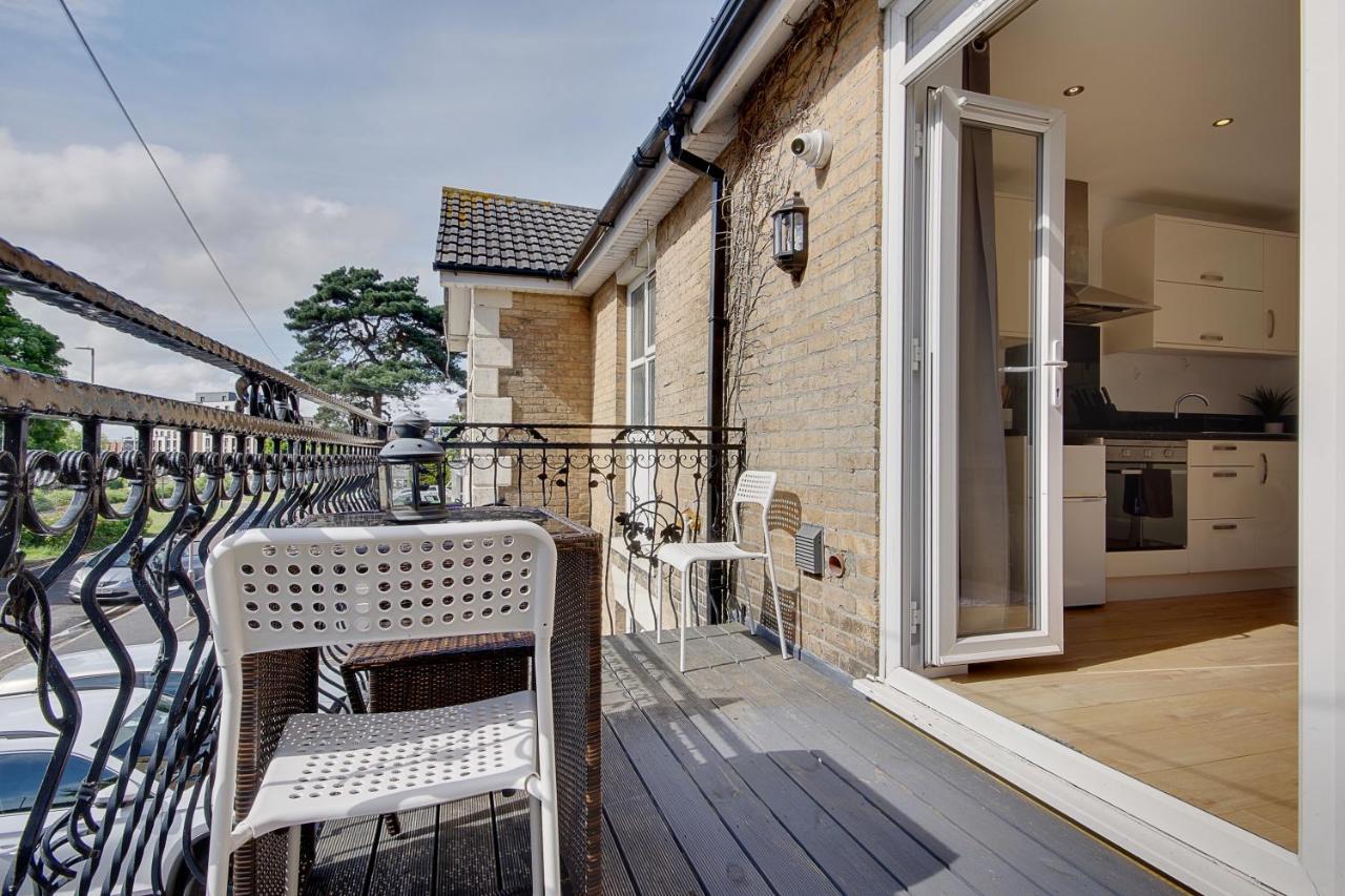 Turay Court Holiday Apartments Bournemouth Eksteriør bilde